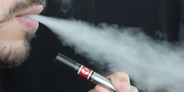 Conseils pour arrêter de fumer grâce à la e-cigarette